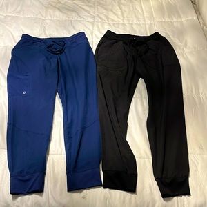 Jogger style scrub bottoms